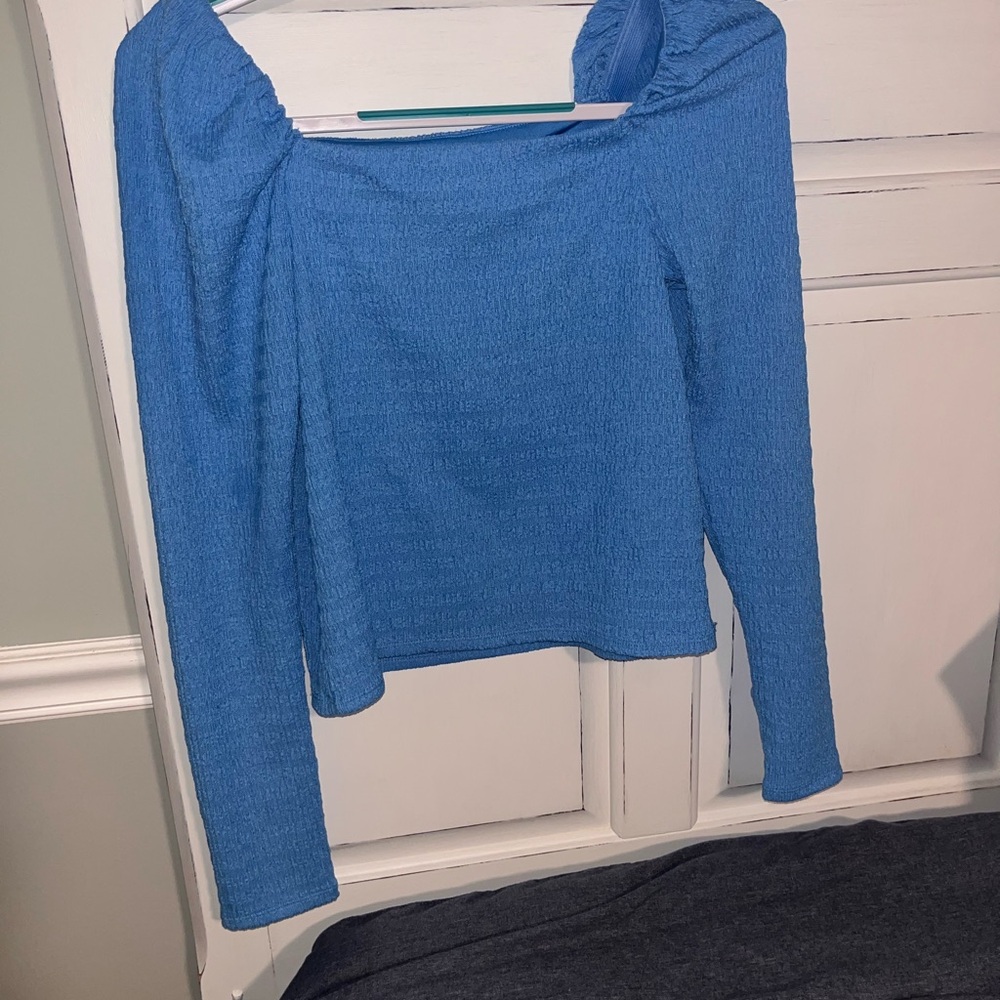 H&M Vibrant Blue Knit Top